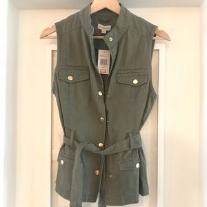 NWT Guess vest